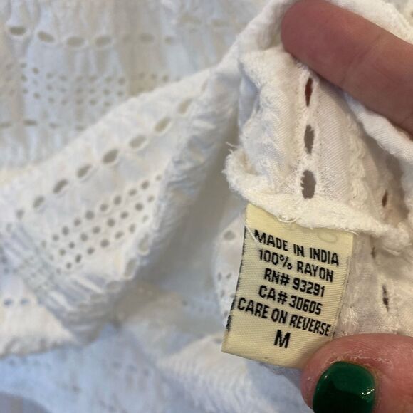 Dylan White Eyelet Cottage Core Flutter Sleeve Dress with Pockets Size Medium - Picture 8 of 12